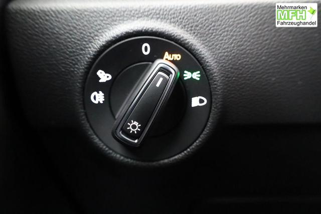 Volkswagen T-Roc Style 1.5 TSI DSG Black Style, AHK, IQ.Light, 19-Zoll, easyOpen, Navi 