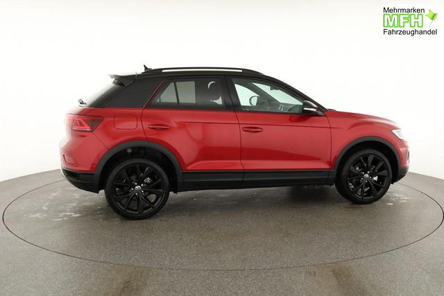 Volkswagen T-Roc Style 1.5 TSI DSG Black Style, AHK, IQ.Light, 19-Zoll, easyOpen, Navi 