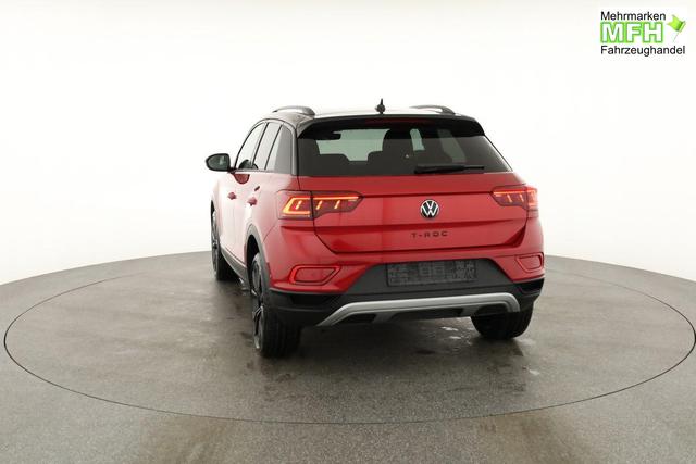 Volkswagen T-Roc Style 1.5 TSI DSG Black Style, AHK, IQ.Light, 19-Zoll, easyOpen, Navi 