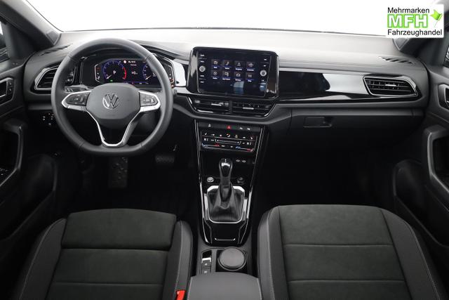 Volkswagen T-Roc Style 1.5 TSI DSG Black Style, AHK, IQ.Light, 19-Zoll, easyOpen, Navi 