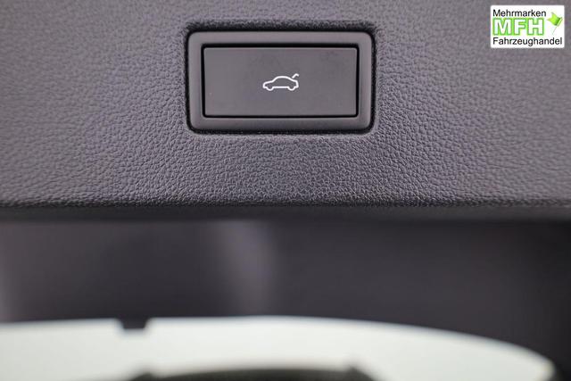 Volkswagen T-Roc Style 1.5 TSI DSG Black Style, AHK, IQ.Light, 19-Zoll, easyOpen, Navi 