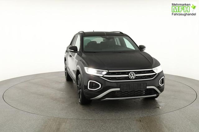 Volkswagen T-Roc Style 1.5 TSI DSG Black Style, AHK, IQ.Light, 19-Zoll, easyOpen, Navi 