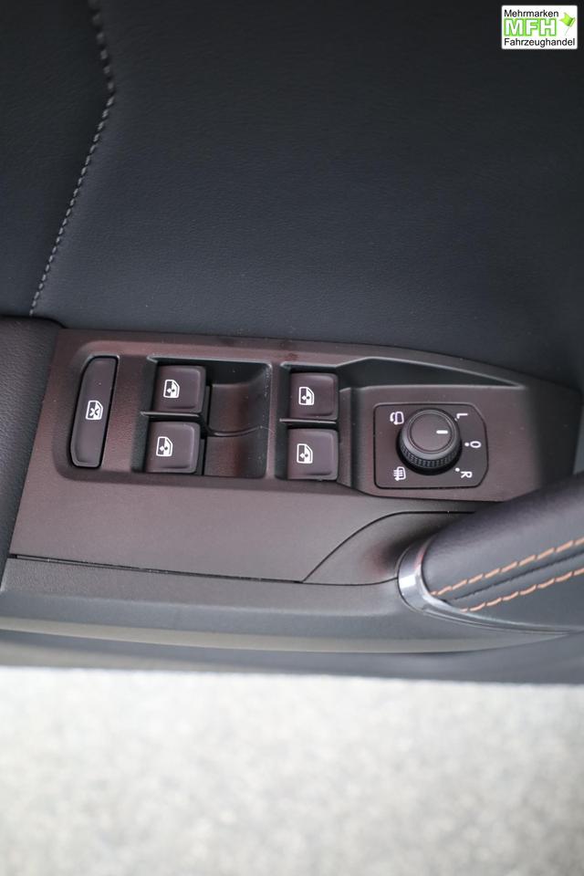 Cupra Formentor Basis 1.5 TSI DSG, LED, Pano, Side, 1-Hand 