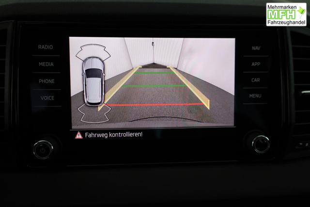 Skoda Karoq Selection 1.5 TSI DSG Selection, AHK, Navi, Kamera, el. Klappe, LED, Winter, sofort 