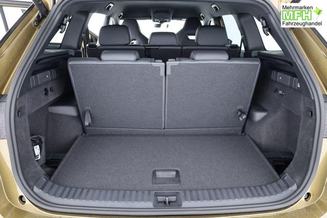 Skoda Kodiaq 1.5 TSI mHEV 110 kW Sportline DSG Sportline, 7-Sitzer, AHK, Navi, Side, Kamera, Matrix, Winter 