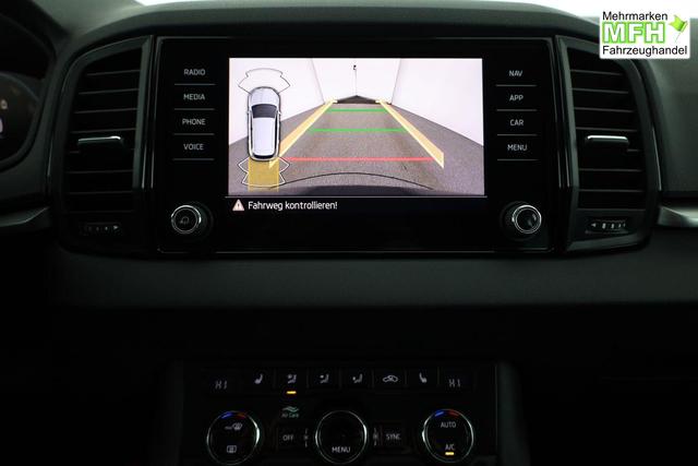 Skoda Karoq Selection 1.5 TSI DSG Selection, AHK, Navi, Kamera, el. Klappe, LED, Winter, sofort 