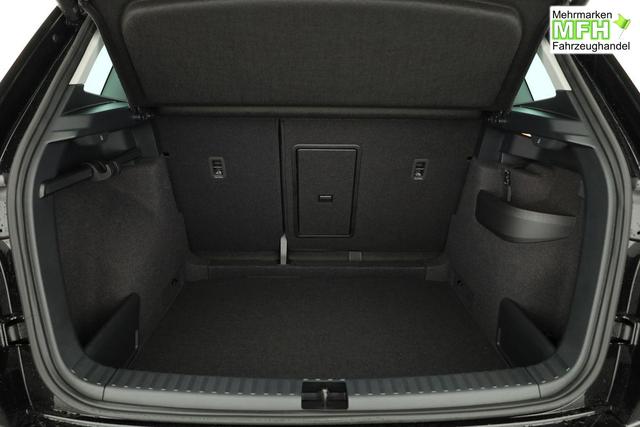 Skoda Karoq Selection 1.5 TSI DSG Selection, AHK, Navi, Kamera, el. Klappe, LED, Winter, sofort 