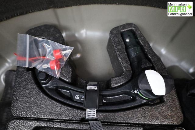 Volkswagen T-Cross 1.5 TSI 110 kW R-Line DSG R-Line, Navi, AHK, IQ.Light, Kamera, Side, Winter, 18-Zoll 