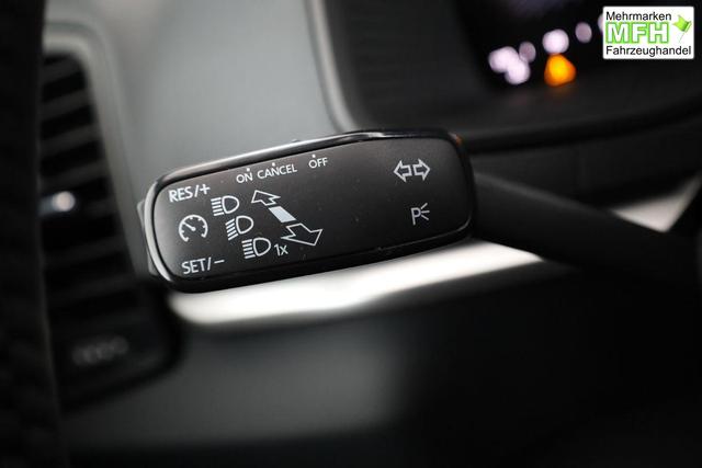 Skoda Karoq Selection 1.5 TSI DSG Selection, AHK, LED, Kamera, Winter, Ladeboden, 4 J.-Garantie 