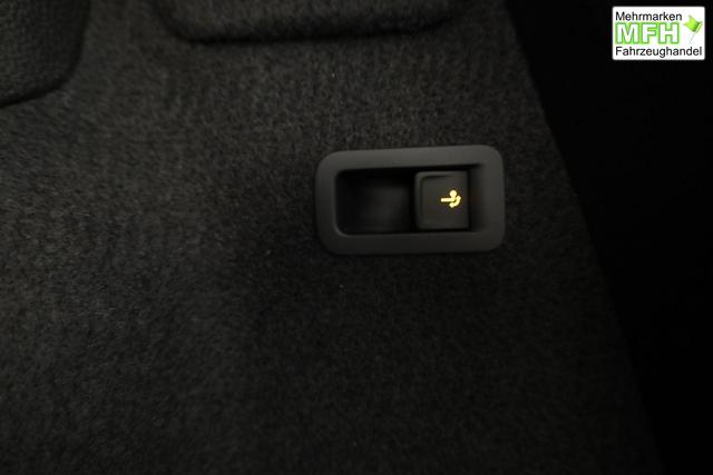 Skoda Karoq Selection 1.5 TSI DSG Selection, AHK, LED, Kamera, Winter, Ladeboden, 4 J.-Garantie 