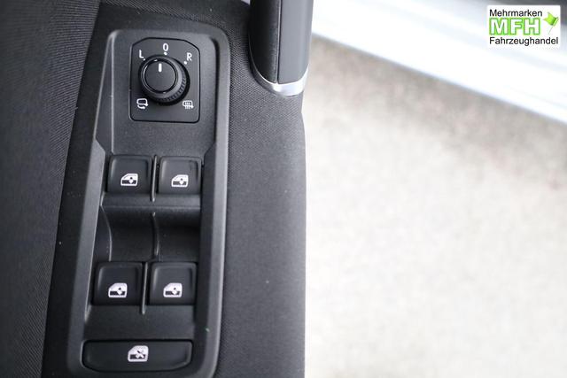 Volkswagen Touran Comfortline BMT/Start-Stopp 1.5 TSI DSG Comfortline, AHK, Navi, Side, Kamera, Winter, 17-Zoll, 3 J.-Garantie 