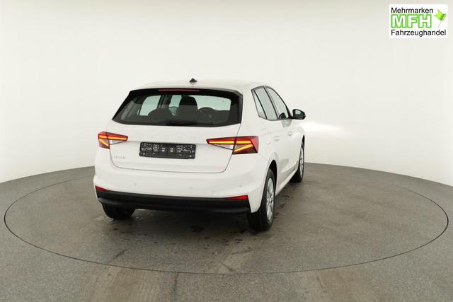 Skoda Fabia Selection 1.0 TSI Selection, Ladeboden, Park, Winterpaket, SmartLink, 4-J Garantie 