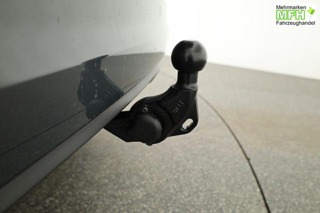 Volkswagen Touran Comfortline BMT/Start-Stopp 1.5 TSI DSG Comfortline, 7-Sitzer, AHK, Navi, Kamera, Side, Winter, 3 J.-Garantie 