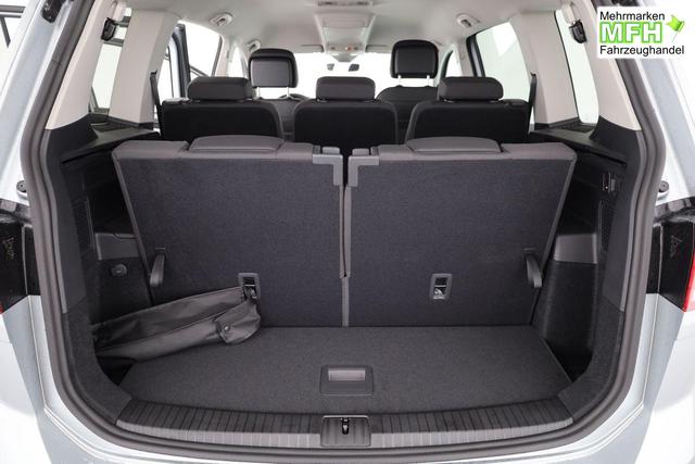 Volkswagen Touran Comfortline BMT/Start-Stopp 1.5 TSI DSG Comfortline, 7-Sitzer, AHK, Navi, Kamera, Side, Winter, 3 J.-Garantie 