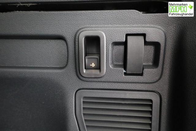 Volkswagen Touran Comfortline BMT/Start-Stopp 1.5 TSI DSG Comfortline, 7-Sitzer, AHK, Navi, Kamera, Side, Winter, 3 J.-Garantie 