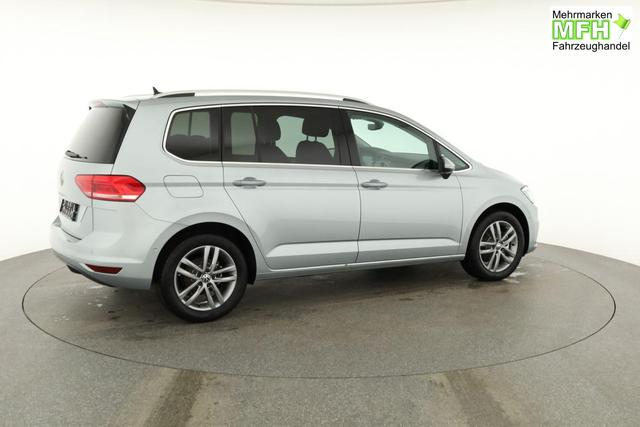 Volkswagen Touran Comfortline BMT/Start-Stopp 1.5 TSI DSG Comfortline, 7-Sitzer, AHK, Navi, Kamera, Side, Winter, 3 J.-Garantie 