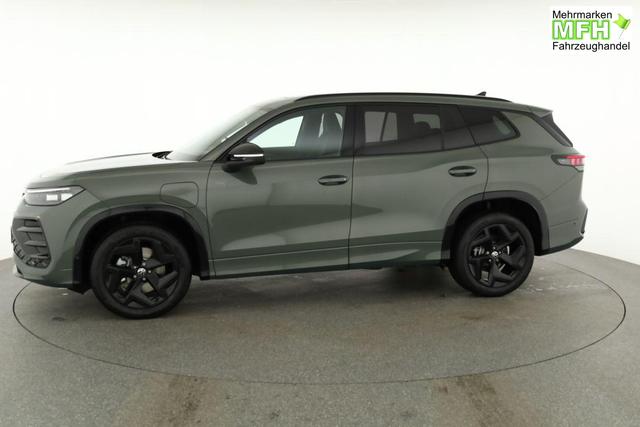 Volkswagen Tayron 1.5 TSI eHybrid 150 kW R-Line Black, Pano, HuD, AHK, AreaView, LED-Plus, Side, Navi, Winter, 5 J.-Garantie 