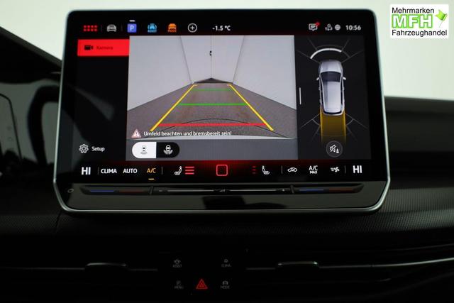 Volkswagen Golf 2.0 TSI 195 kW GTI VIII DSG, Navi, Side, Matrix, Kamera, Winter, 19-Zoll 