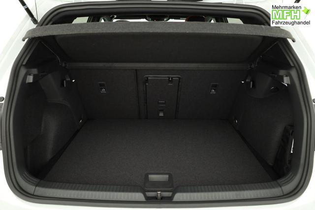 Volkswagen Golf 2.0 TSI 195 kW GTI VIII DSG, Navi, Side, Matrix, Kamera, Winter, 19-Zoll 