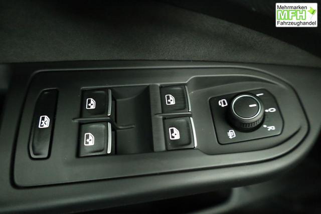 Volkswagen Golf 2.0 TSI 195 kW GTI VIII DSG, Navi, Side, Matrix, Kamera, Winter, 19-Zoll 