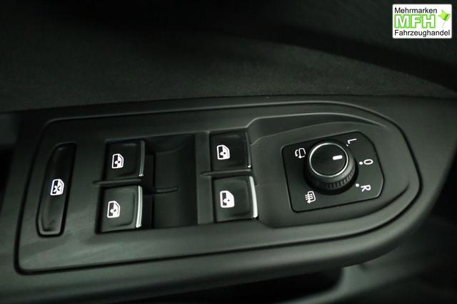 Volkswagen Golf 2.0 TSI 195 kW GTI VIII DSG, Navi, Side, Matrix, Kamera, Winter, 19-Zoll 