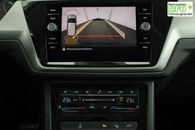 Volkswagen Touran Comfortline BMT/Start-Stopp 1.5 TSI DSG Comfortline, 7-Sitzer, AHK, Navi, Side, Kamera, Winter, 17-Zoll, 3 J.-Garantie 