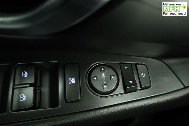 Hyundai i30 N Line 1.5 T-GDI DCT Fastback N-LINE, Navi, 18-Zoll, Kamera, LED, Winter 