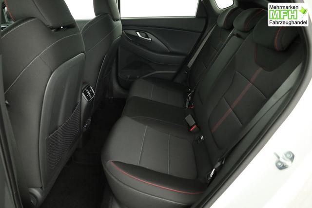 Hyundai i30 N Line 1.5 T-GDI DCT Fastback N-LINE, Navi, 18-Zoll, Kamera, LED, Winter 