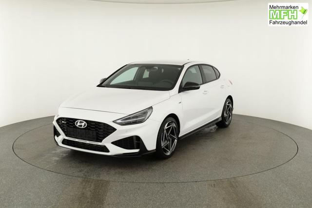 Hyundai i30 N Line 1.5 T-GDI DCT Fastback N-LINE, Navi, 18-Zoll, Kamera, LED, Winter 