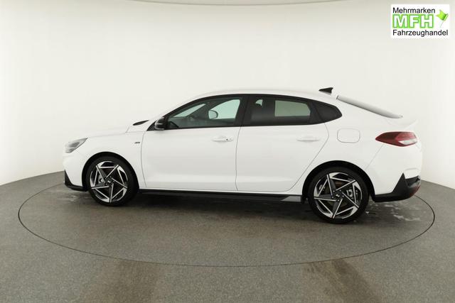 Hyundai i30 N Line 1.5 T-GDI DCT Fastback N-LINE, Navi, 18-Zoll, Kamera, LED, Winter 