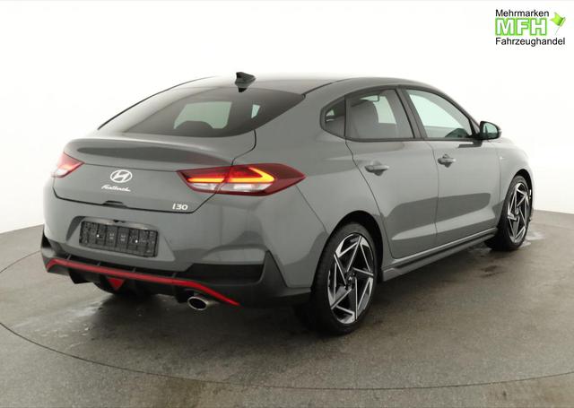 Hyundai i30 N Line 1.5 T-GDI DCT Fastback N-LINE, Navi, 18-Zoll, Kamera, LED, Winter 