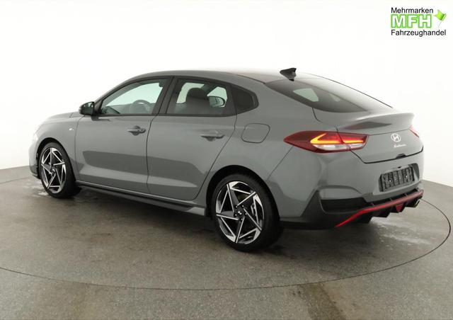 Hyundai i30 N Line 1.5 T-GDI DCT Fastback N-LINE, Navi, 18-Zoll, Kamera, LED, Winter 