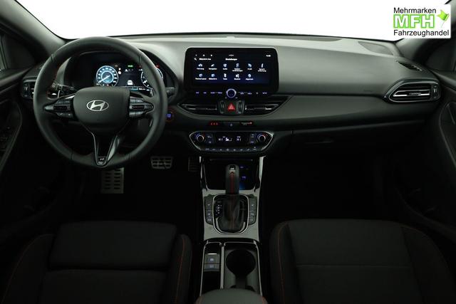 Hyundai i30 N Line 1.5 T-GDI DCT Fastback N-LINE, Navi, 18-Zoll, Kamera, LED, Winter 