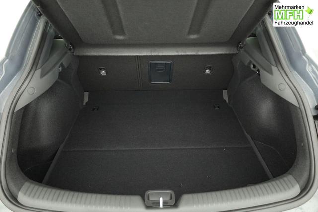 Hyundai i30 N Line 1.5 T-GDI DCT Fastback N-LINE, Navi, 18-Zoll, Kamera, LED, Winter 