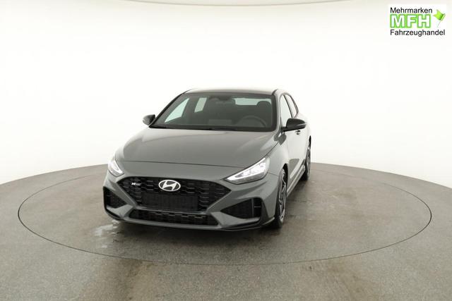 Hyundai i30 N Line 1.5 T-GDI DCT Fastback N-LINE, Navi, 18-Zoll, Kamera, LED, Winter 
