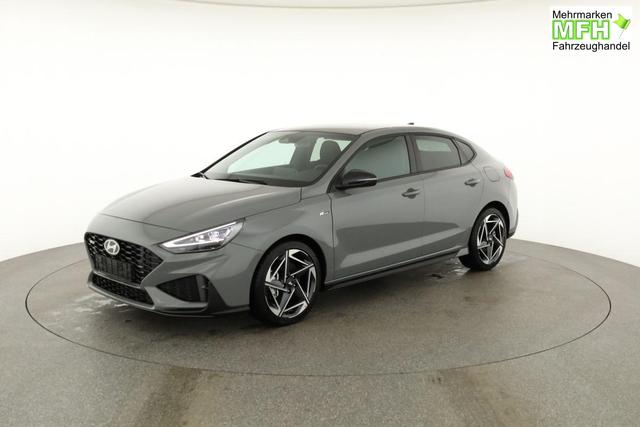 Hyundai i30 N Line 1.5 T-GDI DCT Fastback N-LINE, Navi, 18-Zoll, Kamera, LED, Winter 