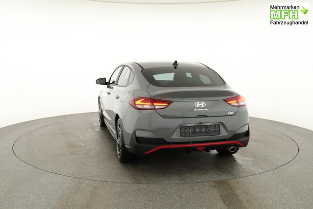 Hyundai i30 N Line 1.5 T-GDI DCT Fastback N-LINE, Navi, 18-Zoll, Kamera, LED, Winter 