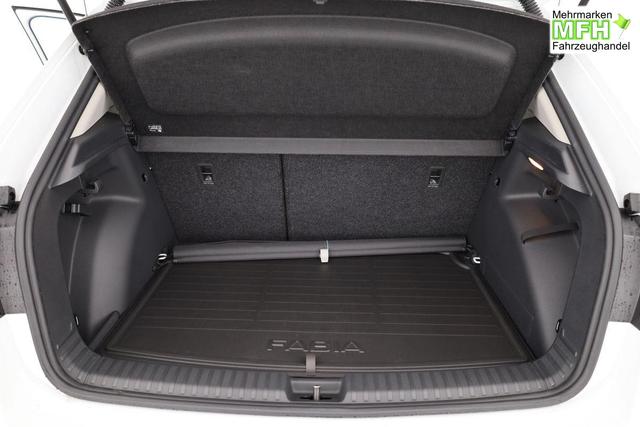 Skoda Fabia Selection 1.0 TSI DSG Selection, 15-Zoll schwarz, Winter, Ladeboden 