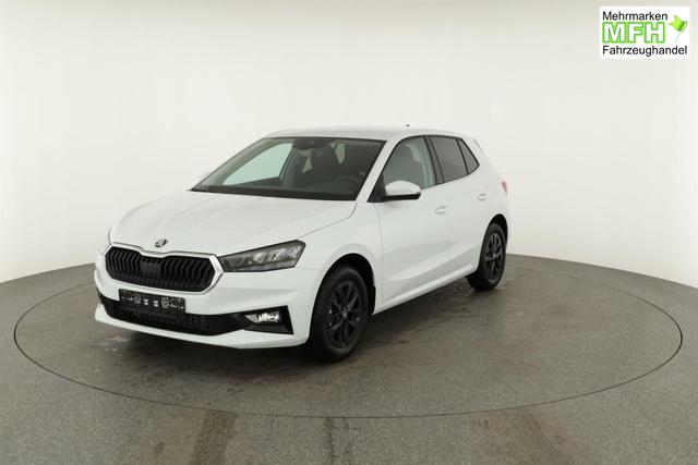 Skoda Fabia Selection 1.0 TSI DSG Selection, 15-Zoll schwarz, Winter, Ladeboden 