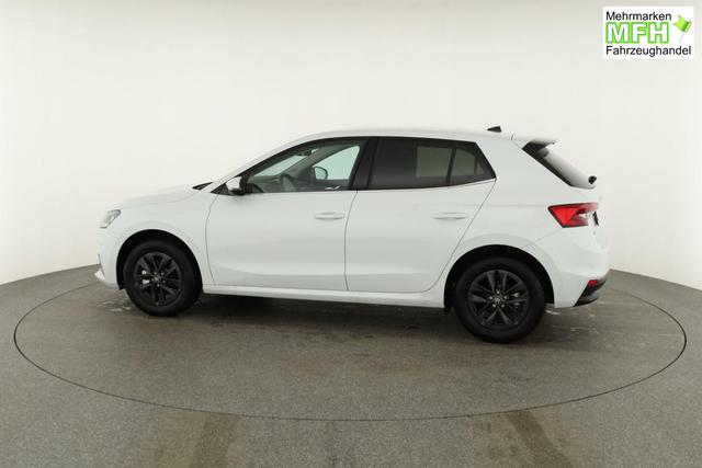 Skoda Fabia Selection 1.0 TSI DSG Selection, 15-Zoll schwarz, Winter, Ladeboden 