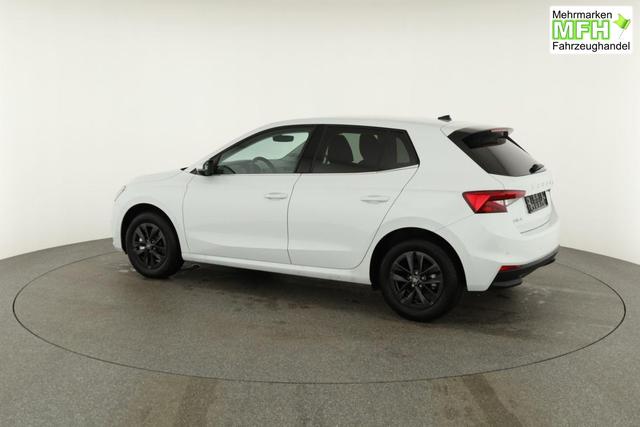 Skoda Fabia Selection 1.0 TSI DSG Selection, 15-Zoll schwarz, Winter, Ladeboden 