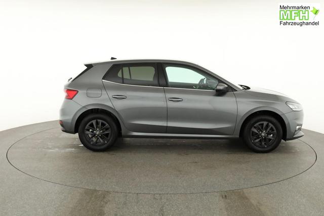 Skoda Fabia Selection 1.0 TSI DSG Selection, 15-Zoll schwarz, Winter, Ladeboden 