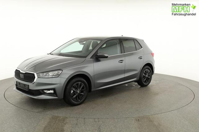 Skoda Fabia Selection 1.0 TSI DSG Selection, 15-Zoll schwarz, Winter, Ladeboden 