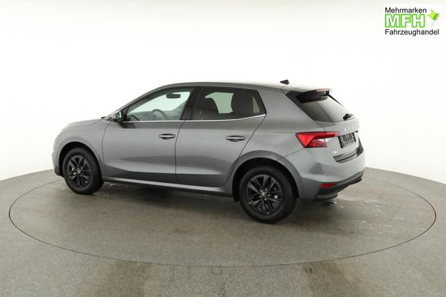 Skoda Fabia Selection 1.0 TSI DSG Selection, 15-Zoll schwarz, Winter, Ladeboden 