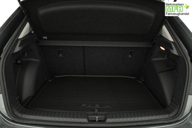 Skoda Fabia Selection 1.0 TSI DSG Selection, KESSY, Kamera, 15-Zoll schwarz, Winter, Ladeboden 