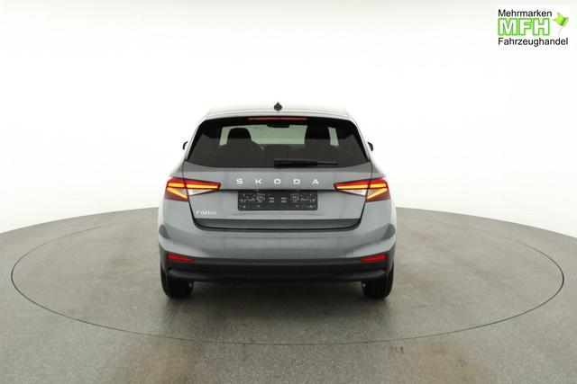 Skoda Fabia Selection 1.0 TSI DSG Selection, KESSY, Kamera, 15-Zoll schwarz, Winter, Ladeboden 