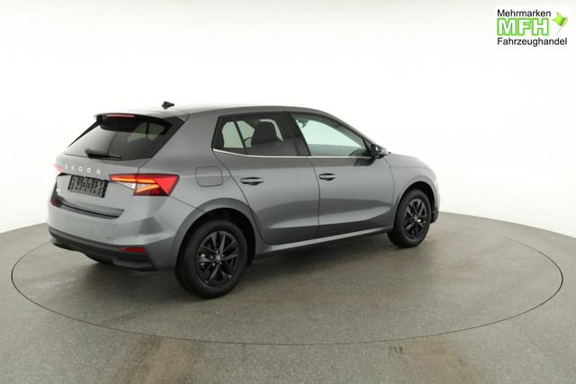 Skoda Fabia Selection 1.0 TSI DSG Selection, KESSY, Kamera, 15-Zoll schwarz, Winter, Ladeboden 