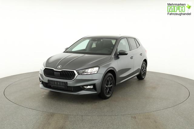 Skoda Fabia Selection 1.0 TSI DSG Selection, KESSY, Kamera, 15-Zoll schwarz, Winter, Ladeboden 