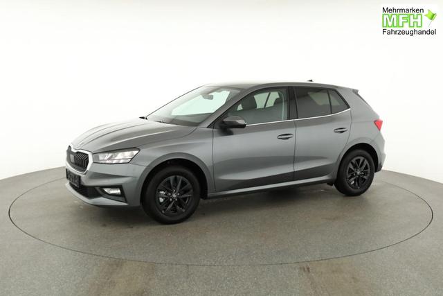 Skoda Fabia Selection 1.0 TSI DSG Selection, KESSY, Kamera, 15-Zoll schwarz, Winter, Ladeboden 