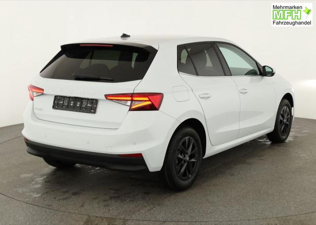 Skoda Fabia Selection 1.0 TSI DSG Selection, KESSY, Kamera, 15-Zoll schwarz, Winter, Ladeboden 